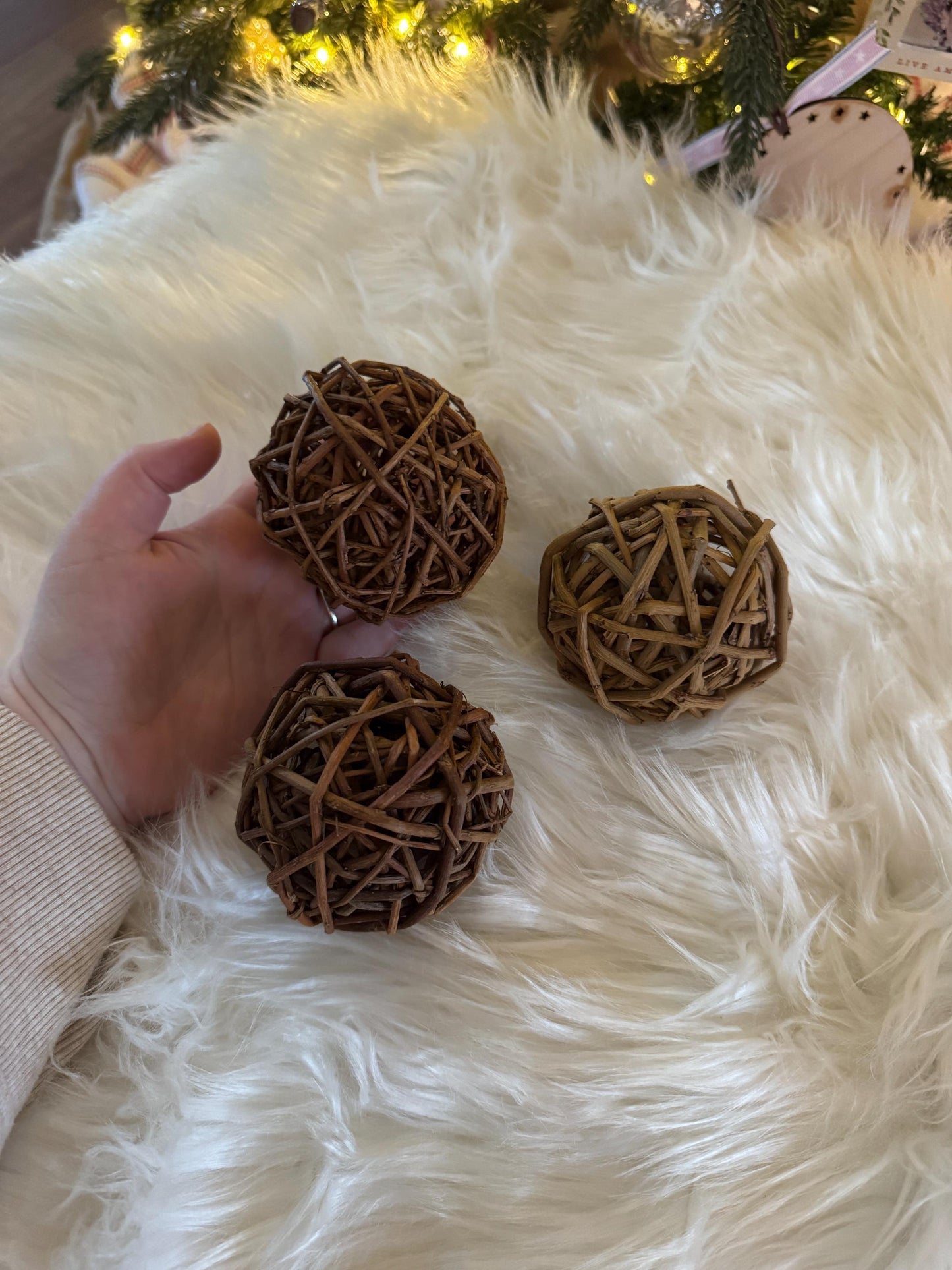 Mini Willow Ball - Rabbit Chew- Natural Rabbit Treat