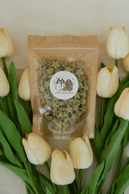 Tiny Twinkles Bunny Treats | Organic Oat Stars| Healthy Rabbit Snacks | Rabbit Training Treats| 1.4-1.5 oz bag