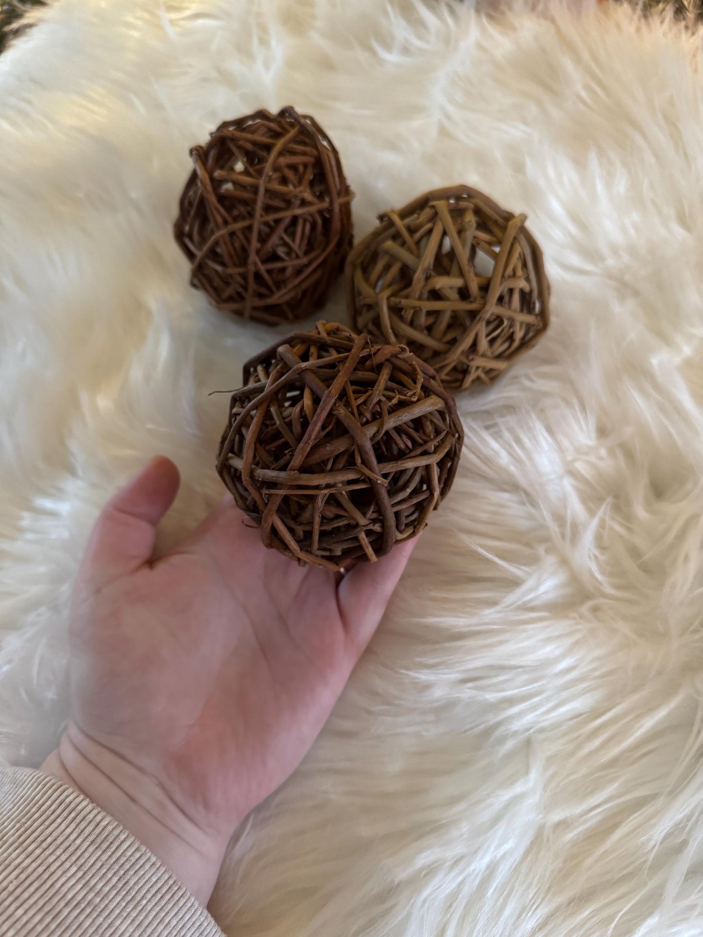 Mini Willow Ball - Rabbit Chew- Natural Rabbit Treat